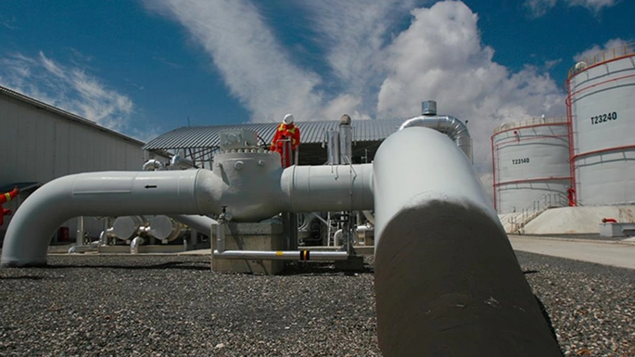 Polonya-Almanya Petrol Hattında Sızıntı: Sevkiyat Durdu