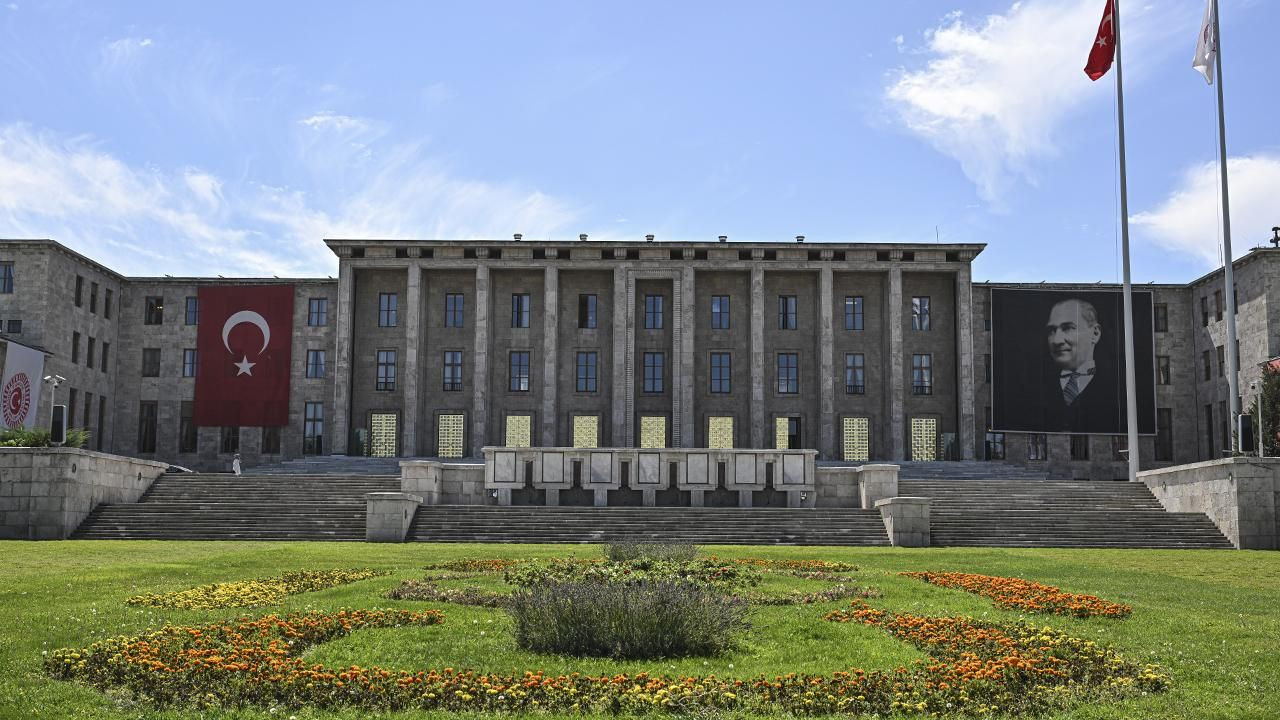 TBMM'de Yoğun Gündem: Kentsel Dönüşümden Sağlık Sigortasına, Yeni Düzenlemeler Kapıda! - Sayfa 6