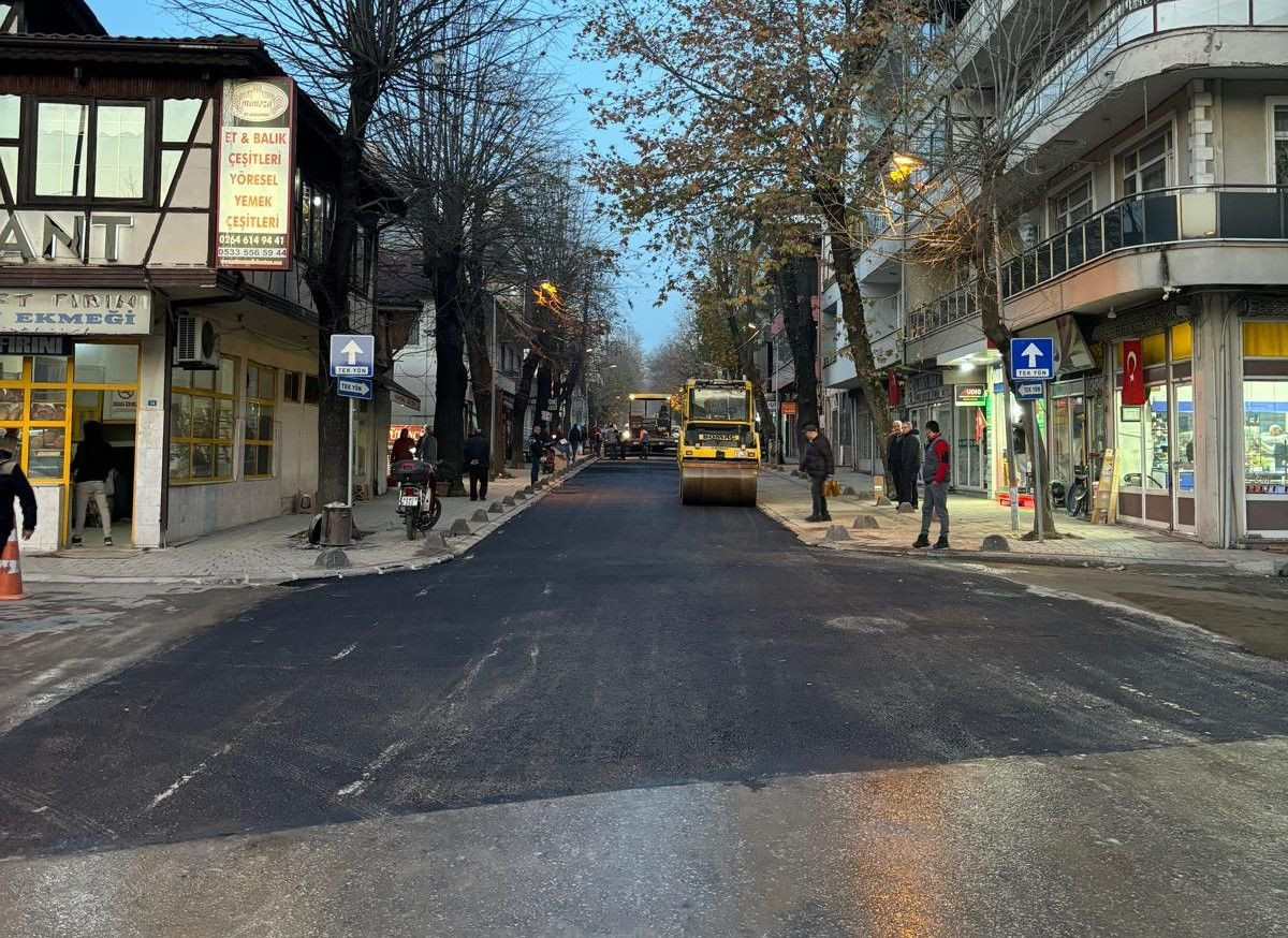 Hendek’te Üç Mahalle Daha Sıcak Asfaltla Buluştu - Sayfa 5