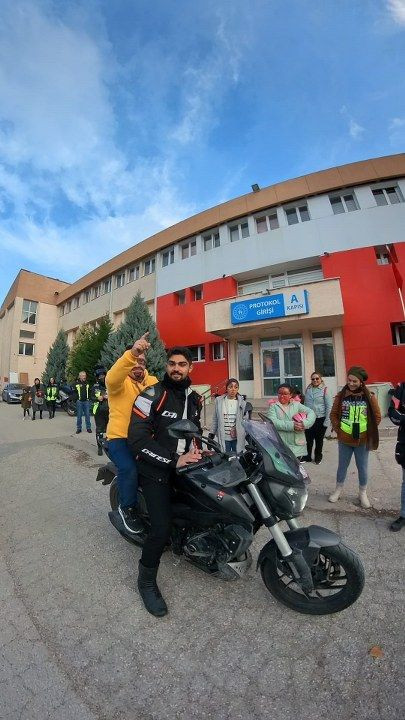 Down sendromlu çocuklar için, Motosiklet kulübü üyeleri etkinlik düzenledi - Sayfa 6