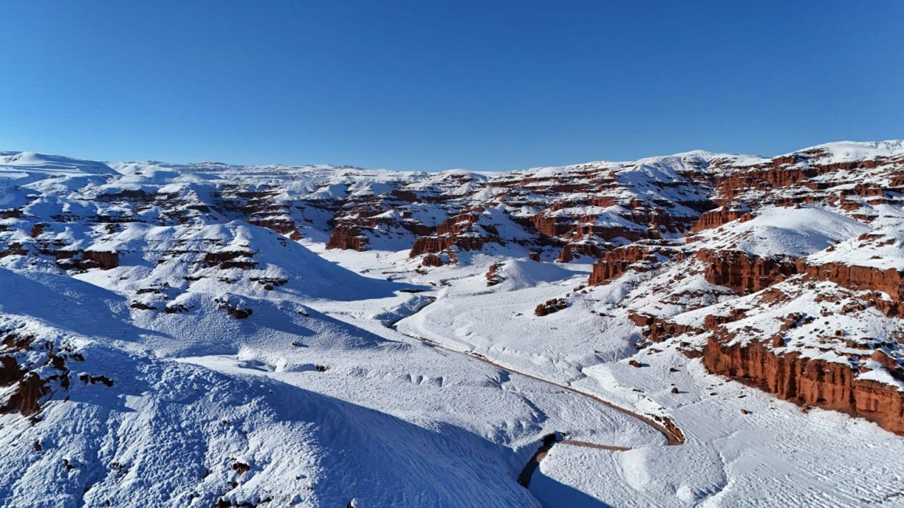 Burası Colorado Değil Erzurum: İşte Kırmızının Beyaz İle Buluştuğu Yer - Sayfa 2