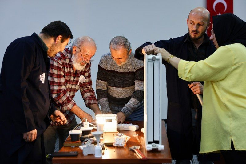 “Kendi Evinizin Ustası Olun” projesi ilk mezunlarını verdi - Sayfa 3