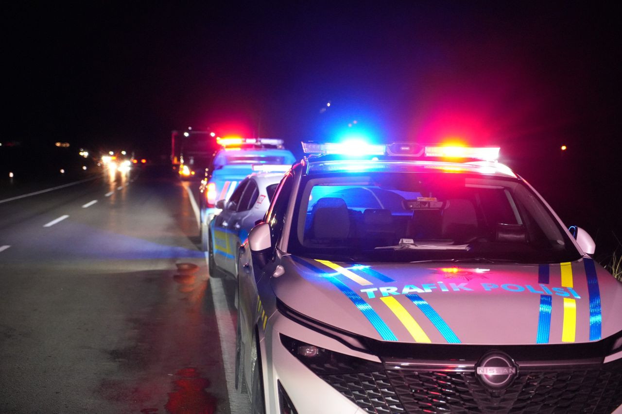 Edirne’de Tamir Bekleyen Tır Sürücüsüne Tır Çarptı: Hayatını Kaybetti - Sayfa 2