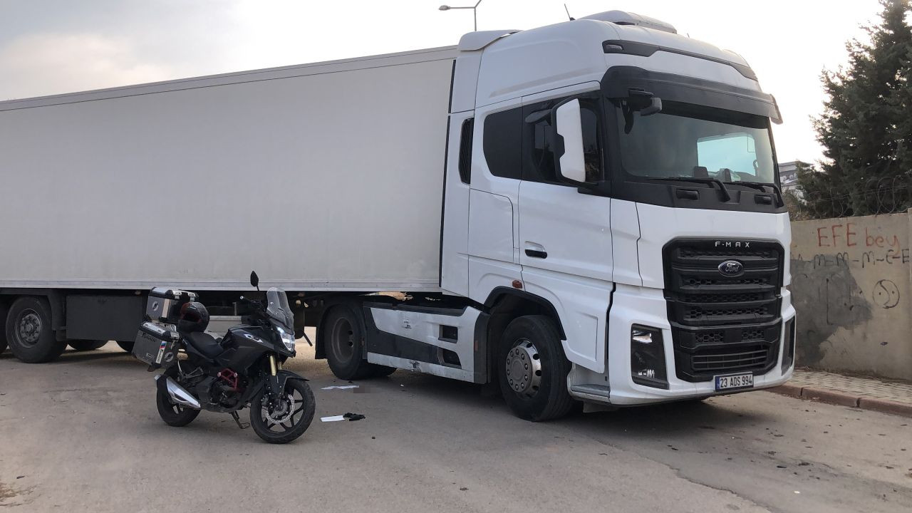 Elazığ'da Tır İle Çarpışan Motosikletli Yaralandı - Sayfa 2