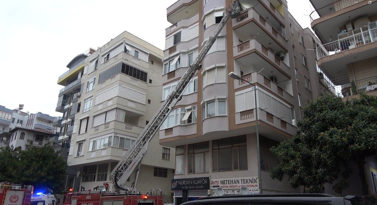 Alanya'da Klima Şalterinden Çıkan Yangın Korku Yarattı - Sayfa 8