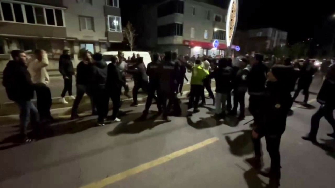 Süper Amatör Lig Maçında Taraftar Kavgası: 2 Kişi Tutuklandı - Sayfa 4