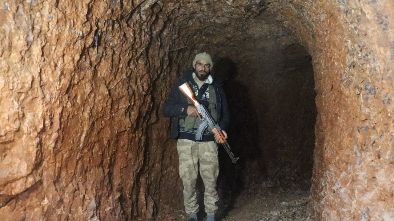 Tel Rıfat’ta PKK/YPG’nin Kilometrelerce Uzunluğundaki Tünelleri Ortaya Çıkarıldı