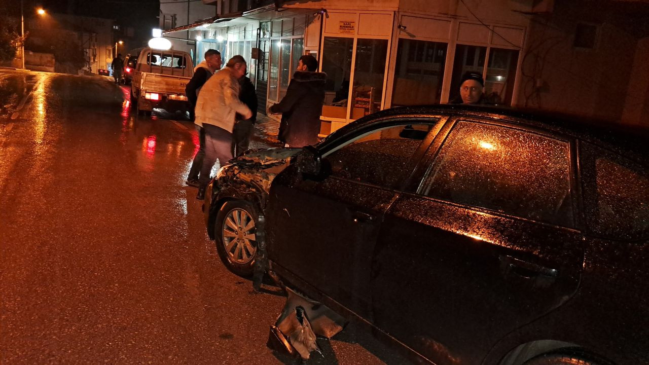 Bursa'da Alkollü Sürücü Kaza Yaptı: Burnu Bile Kanamadı - Sayfa 1