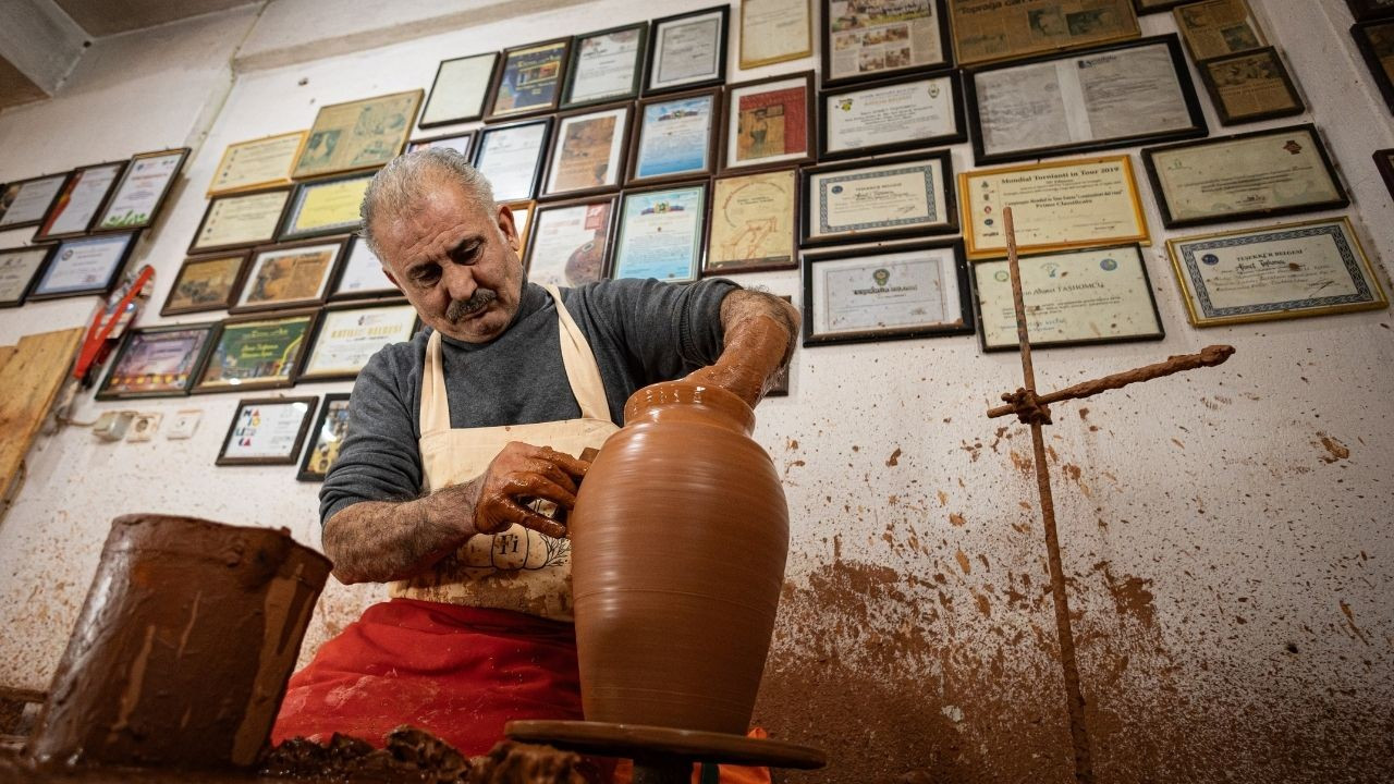 Asırlardır Süregelen Geleneği Devam Ettiren Çömlekçiye UNESCO Ödülü!