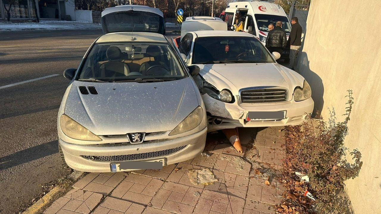 Van'da trafik kazası: 1 yaralı