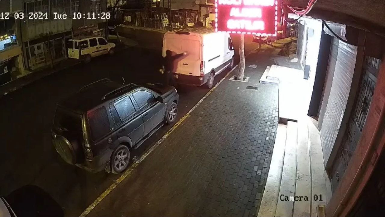 Avcılar'da Haraç Vermeyen Kuyumcu Dükkanını, 1 Ay Arayla 2 Kez Kurşunladılar! - Sayfa 2