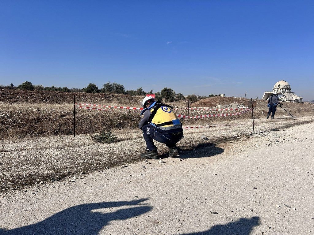 PKK'dan Kurtarılan Tel Rıfat'ta, Yollardaki Patlayıcılar Beyaz Baretliler Tarafından Temizleniyor - Sayfa 2