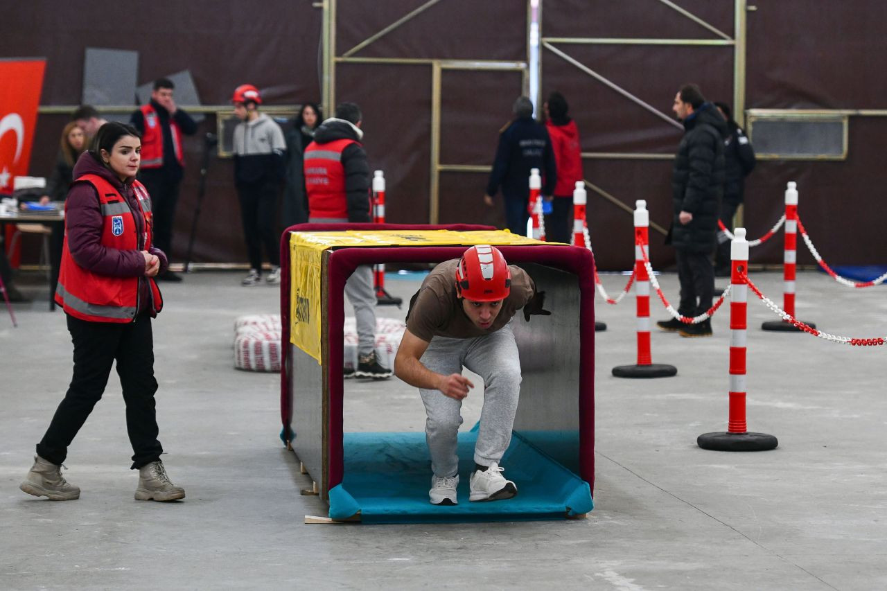 Ankara'da 300 İtfaiye Memuru İçin Mülakat Sürecine Başlandı - Sayfa 1