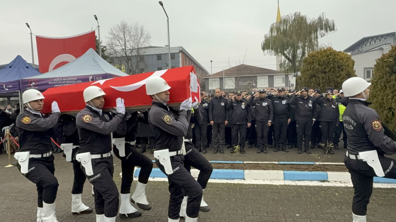 Hayatını Kaybeden Polis Memuru Gözyaşlarıyla Uğurlandı - Sayfa 3