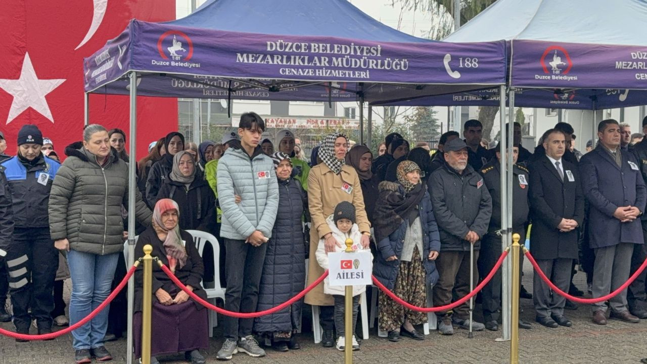 Hayatını Kaybeden Polis Memuru Gözyaşlarıyla Uğurlandı - Sayfa 4