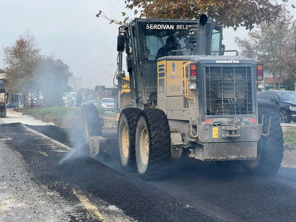Serdivan’da Yol Çalışmalarına Son Gaz Devam - Sayfa 4