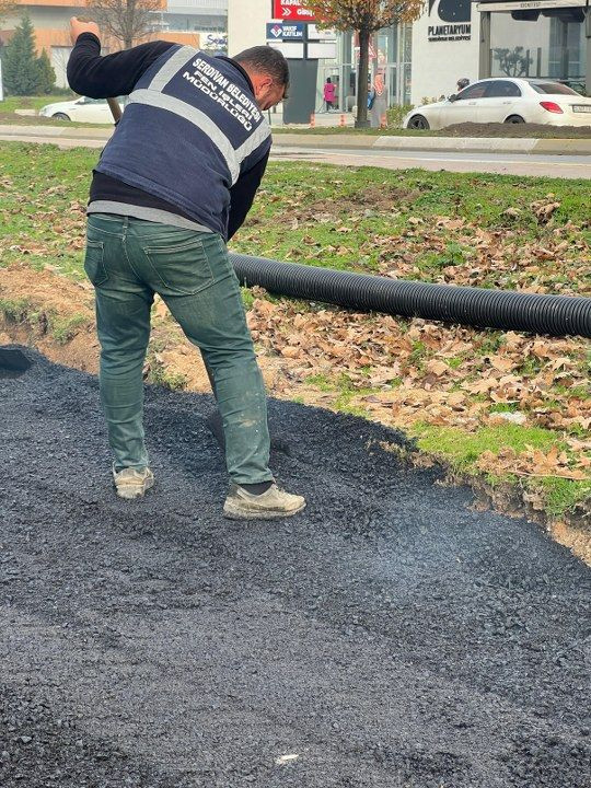 Serdivan’da Yol Çalışmalarına Son Gaz Devam - Sayfa 8