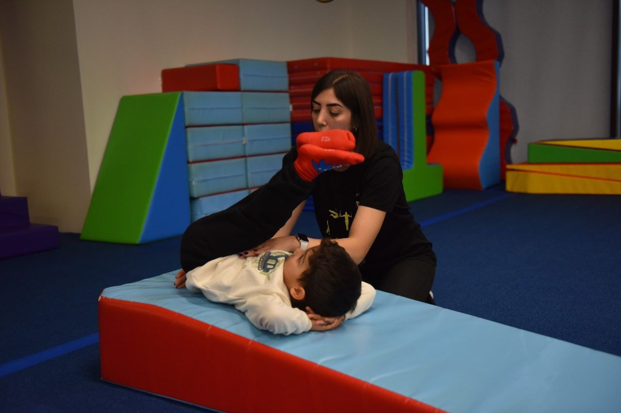 Yıldırımlı miniklere cimnastik eğitimi - Sayfa 1