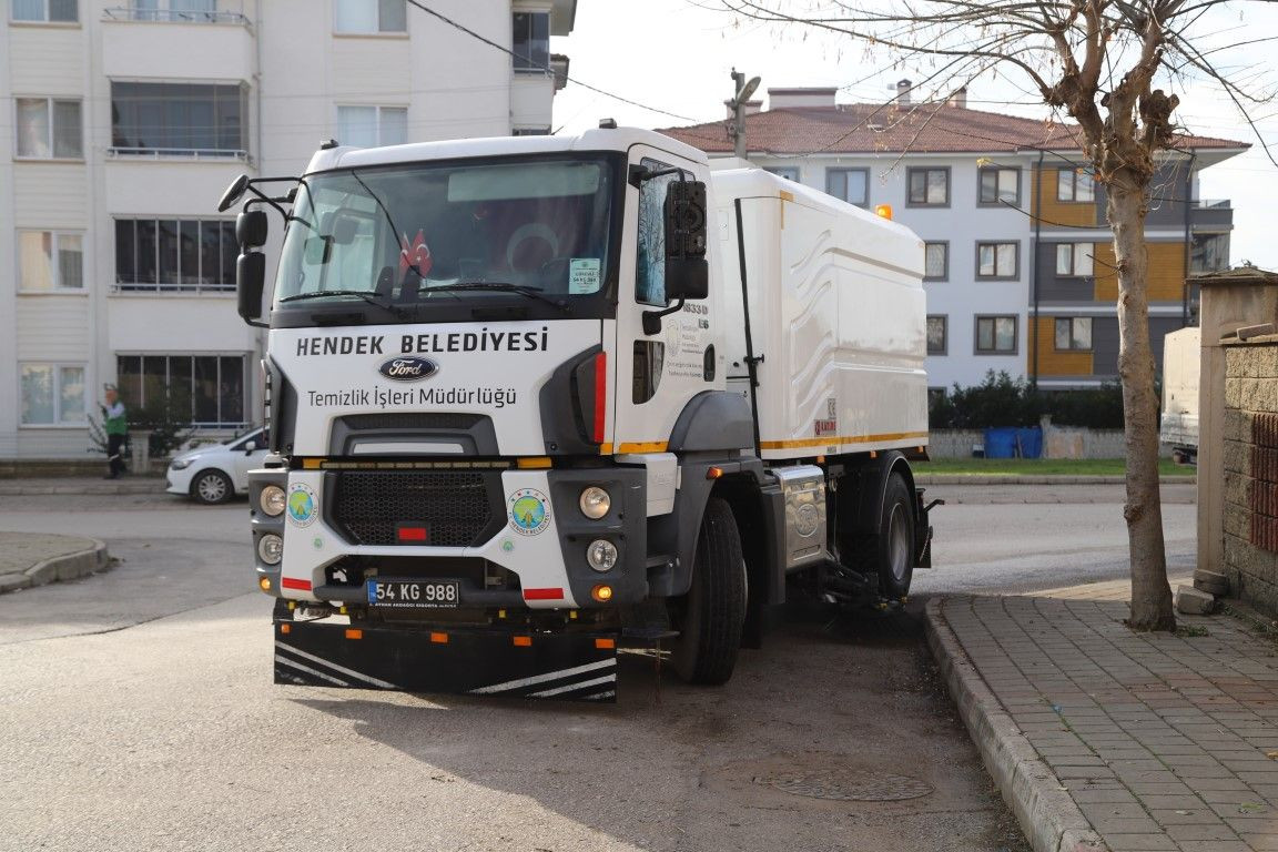 Hendek'te sorunlar tek tek çözülüyor! Mahallelerde çalışmalar devam ediyor! - Sayfa 8