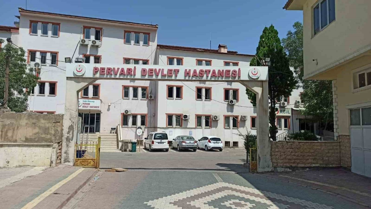 Siirt'te 7 Çocuk Yedikleri Çikolatadan Zehirlendi