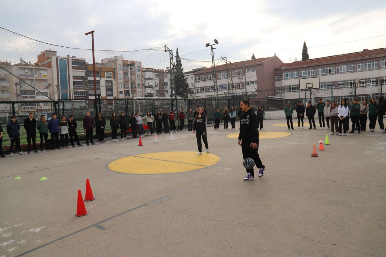 Turgutlu Belediyespor’dan Öğrencilere Spor Teşviki Ve Maç Daveti - Sayfa 4