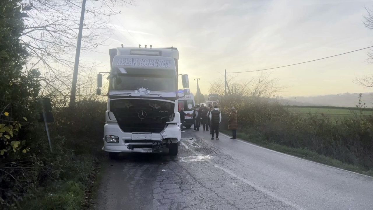 Sakarya'da Feci Kaza: Otomobil Hurdaya Döndü, Anne ve Oğlu Hayatını Kaybetti - Sayfa 4