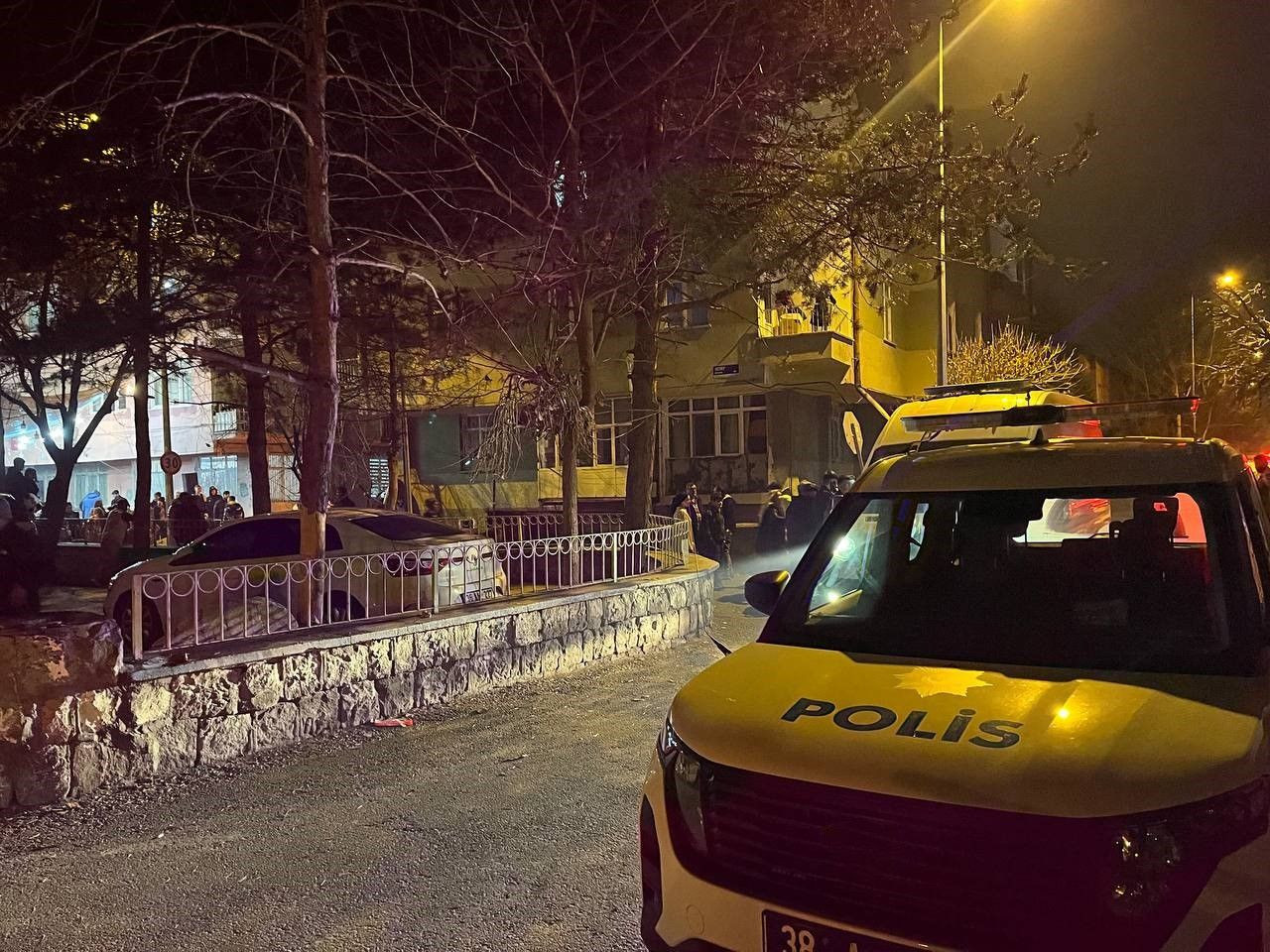 Kayseri'de Düğünde Bıçaklı Kavga: 1 Kişi Yaralandı - Sayfa 4