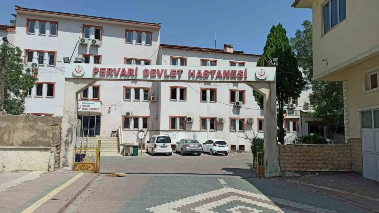 Siirt’te 11 Öğrenci Yedikleri Çikolatadan Zehirlendi