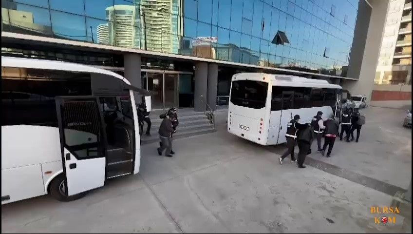 “Kredi çekeceğiz” vaadiyle 20 milyon dolandırdılar :14 kişi tutuklandı - Sayfa 1