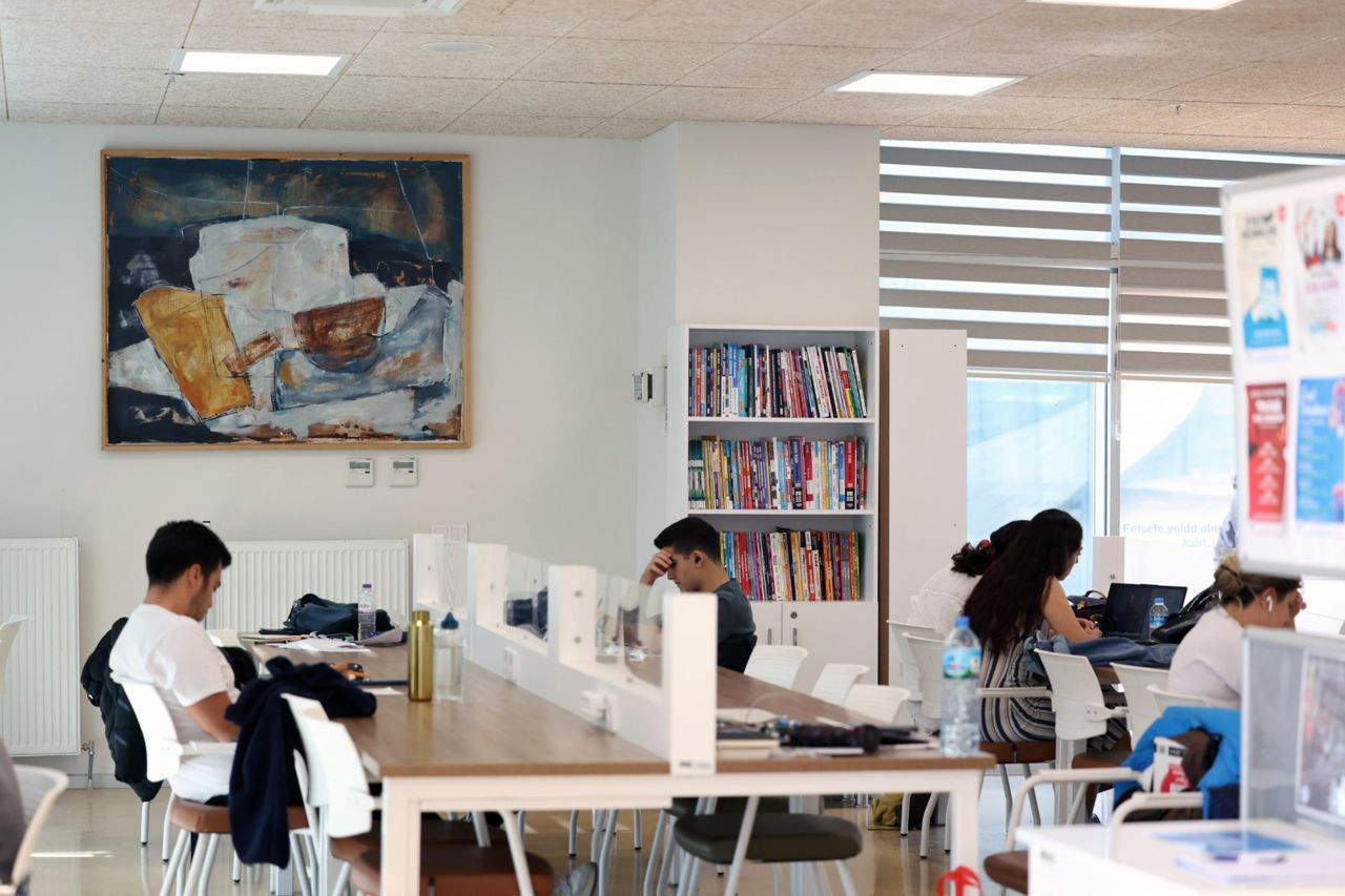 Büyükşehir Kütüphanelerinde Okuma Ve Çalışma Alanlarına Yoğun İlgi - Sayfa 4