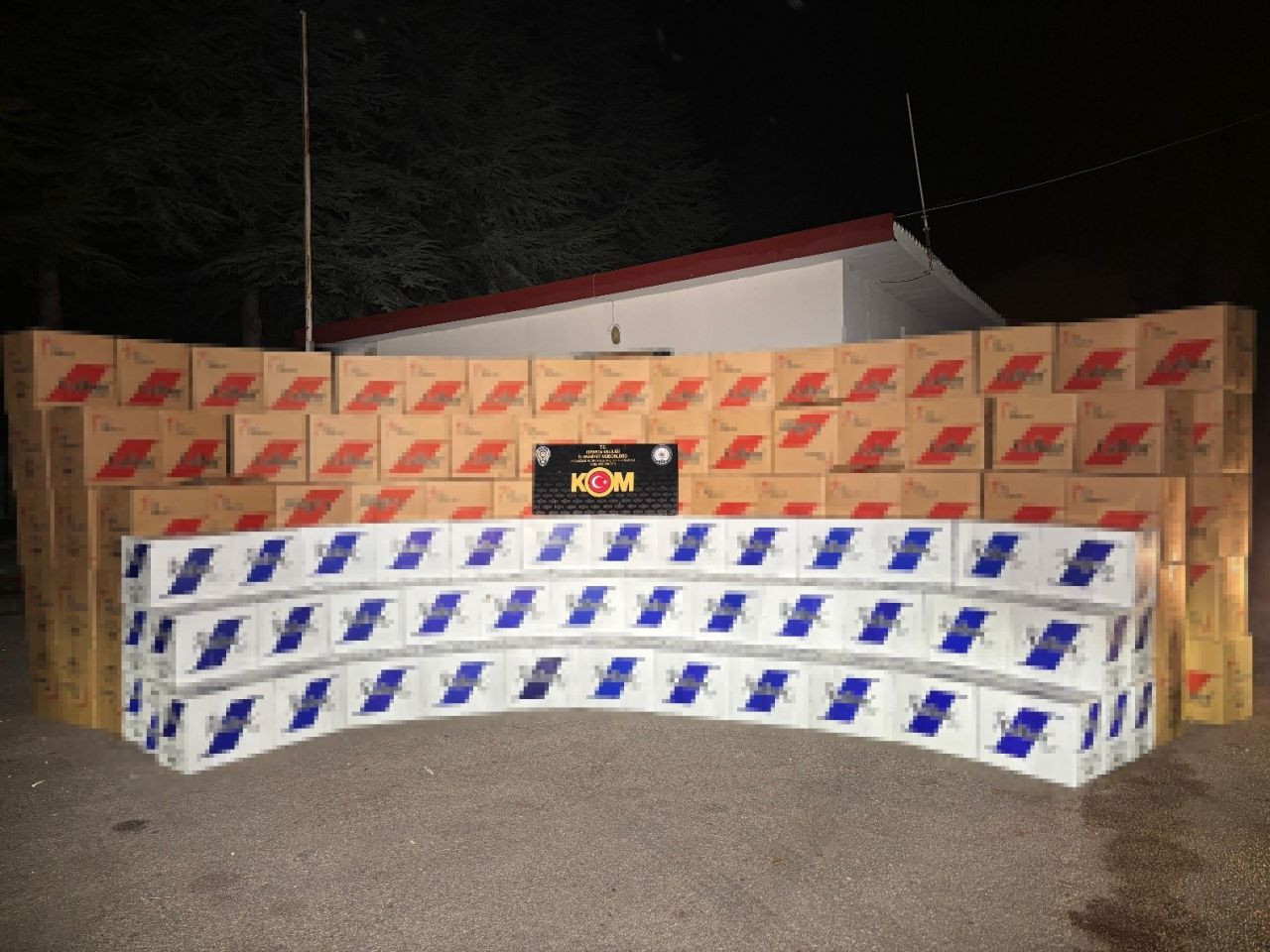 Isparta’da Kaçakçılık Operasyonu: 2 Milyon 900 Bin Makaron Ele Geçirildi - Sayfa 2