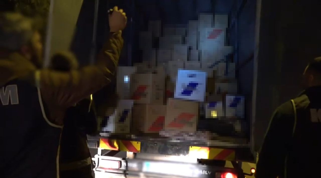 Isparta’da Kaçakçılık Operasyonu: 2 Milyon 900 Bin Makaron Ele Geçirildi - Sayfa 4