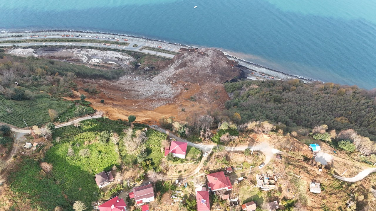 Artvin'de Heyelan Nedeniyle İki Ev Tedbir Amaçlı Tahliye Edildi