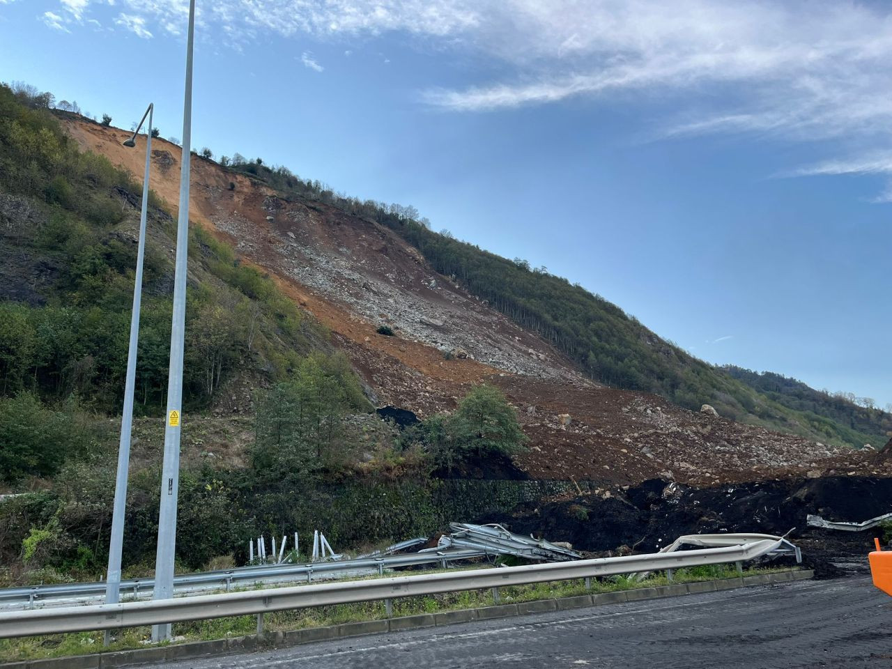 Artvin'de Heyelan Nedeniyle İki Ev Tedbir Amaçlı Tahliye Edildi - Sayfa 3