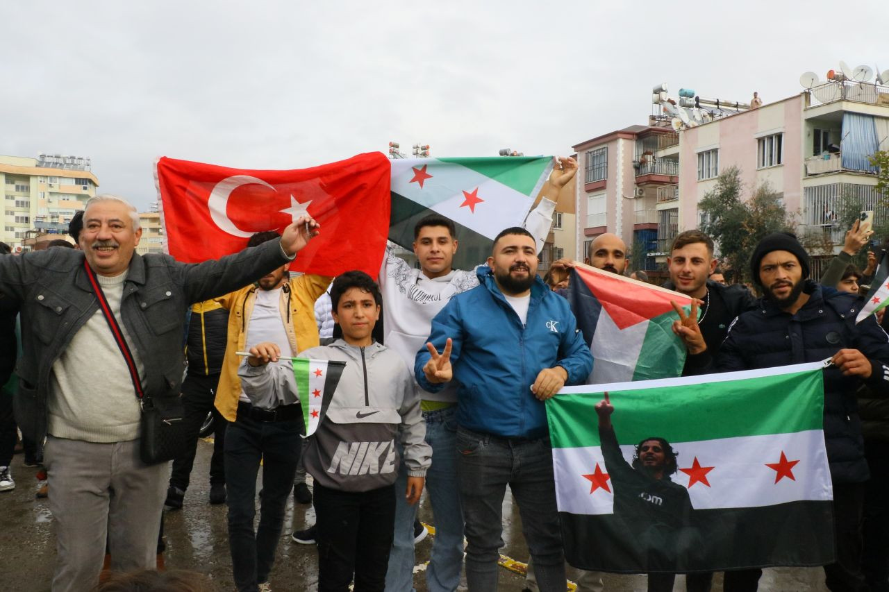 Antalya'daki Suriyeliler Rejimin Yıkılmasını Beyaz Güvercinle Kutladı - Sayfa 4