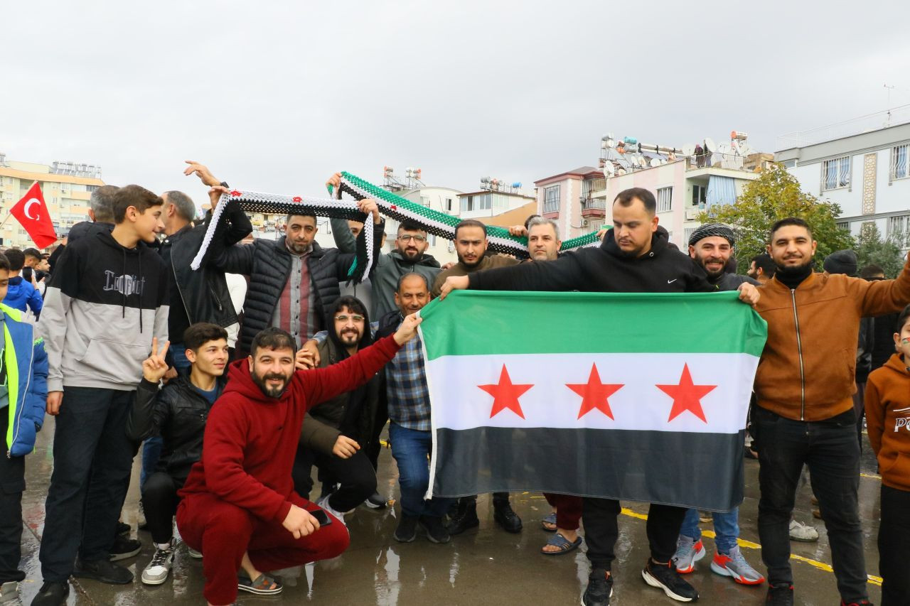 Antalya'daki Suriyeliler Rejimin Yıkılmasını Beyaz Güvercinle Kutladı - Sayfa 5