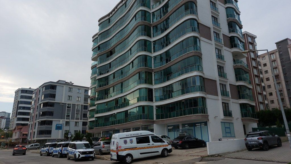 16 Yaşındaki Çocuk Babasını Uyurken Tabancayla Vurdu! - Sayfa 6