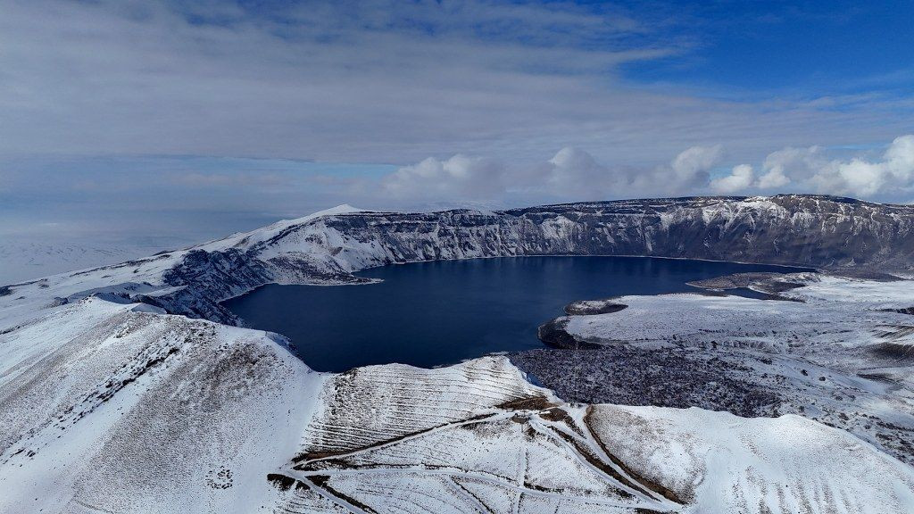 Nemrut Krater Gölü’nün Karlı Görüntüsü Hayran Bırakıyor - Sayfa 2