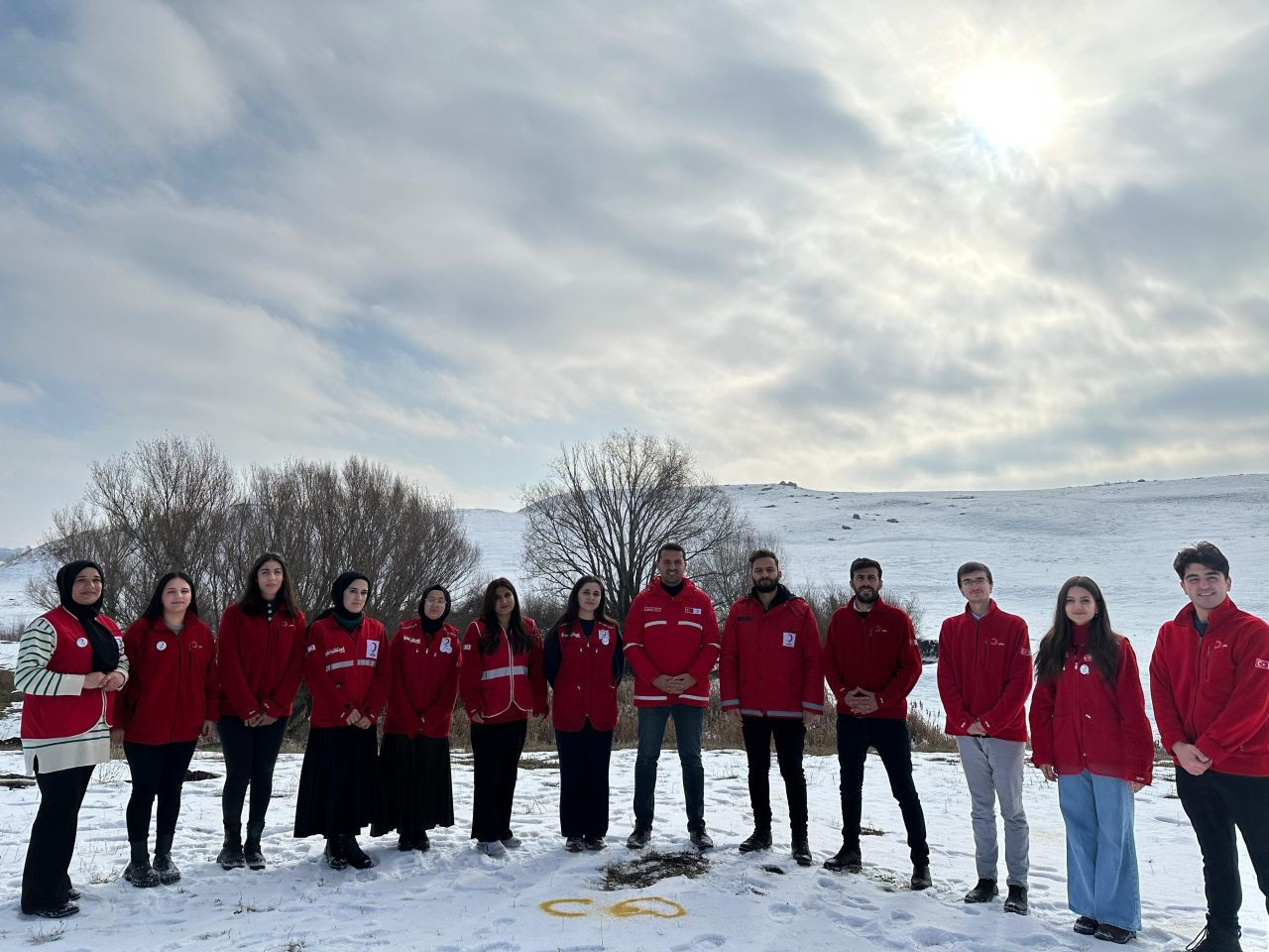 Kızılay Gönüllüleri, Ağrı'da Soğuklarda Kuşları Unutmadı - Sayfa 6