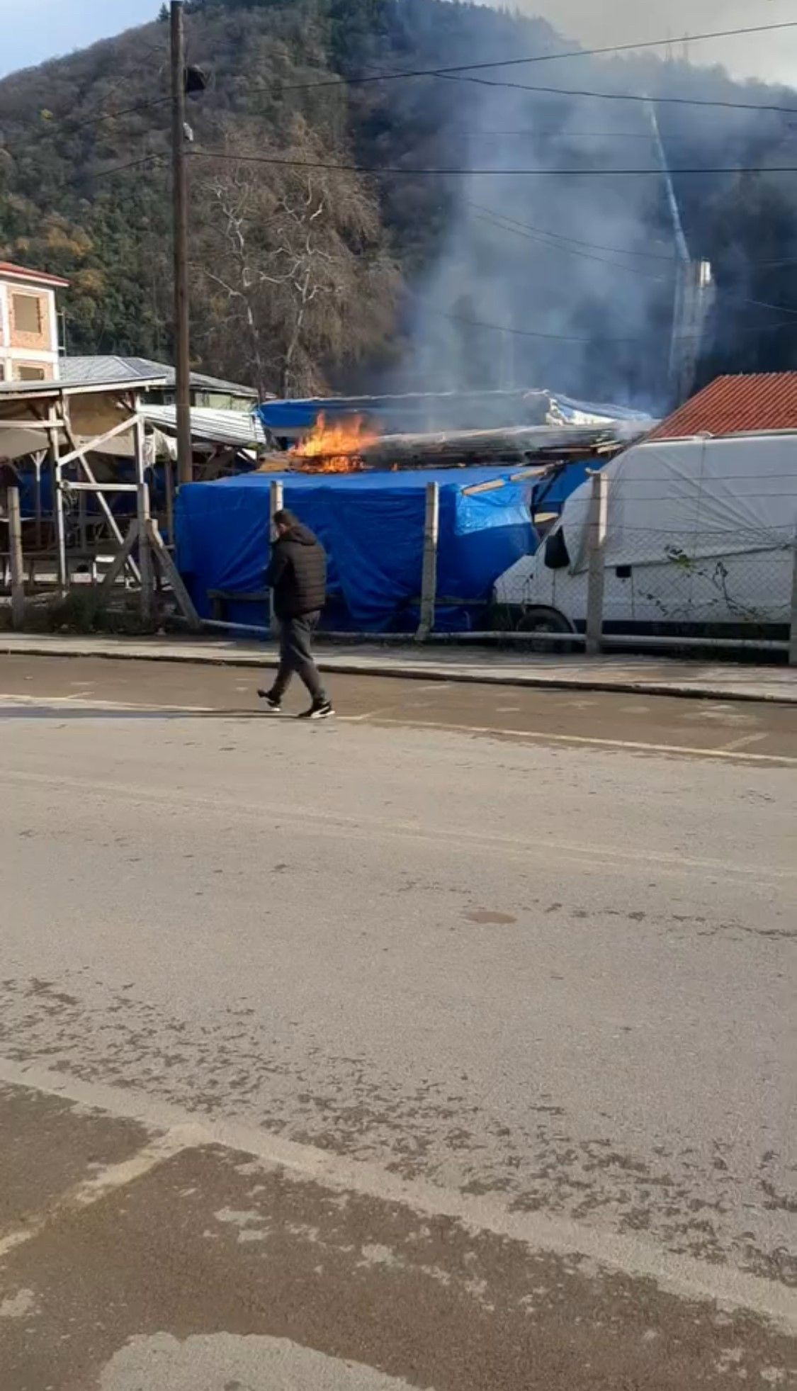 Sinop Ayancık’ta Pazar Yerinde Yangın: Büyük Hasar Meydana Geldi - Sayfa 2