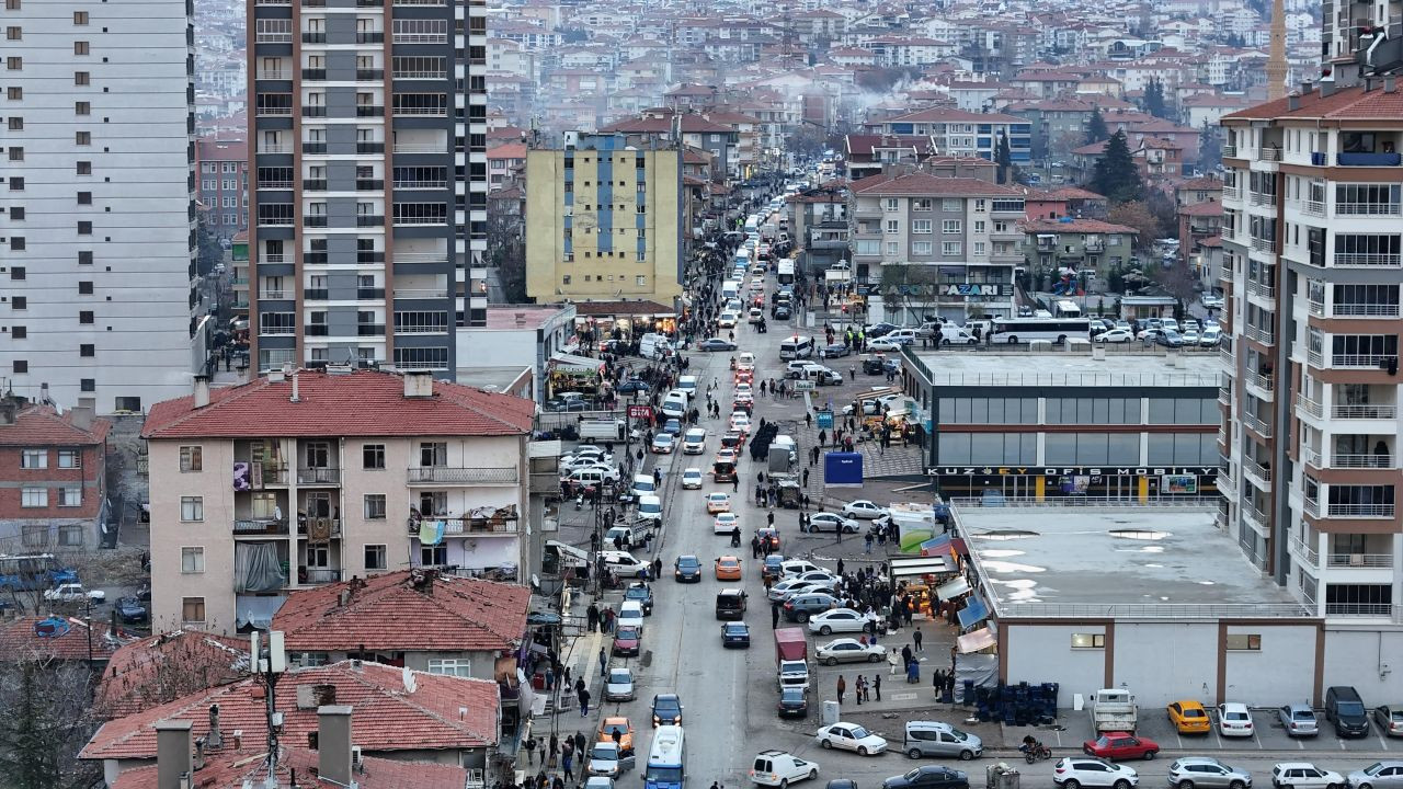 Ankara'da Suriyelilerden Esed Rejiminin Sonuna Coşkulu Kutlama - Sayfa 4