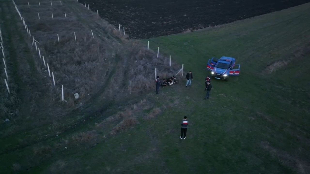 Tekirdağ'da Fabrikaya Girmeye Çalışan Maskeli Hırsızlar Dronla Yakalandı - Sayfa 2