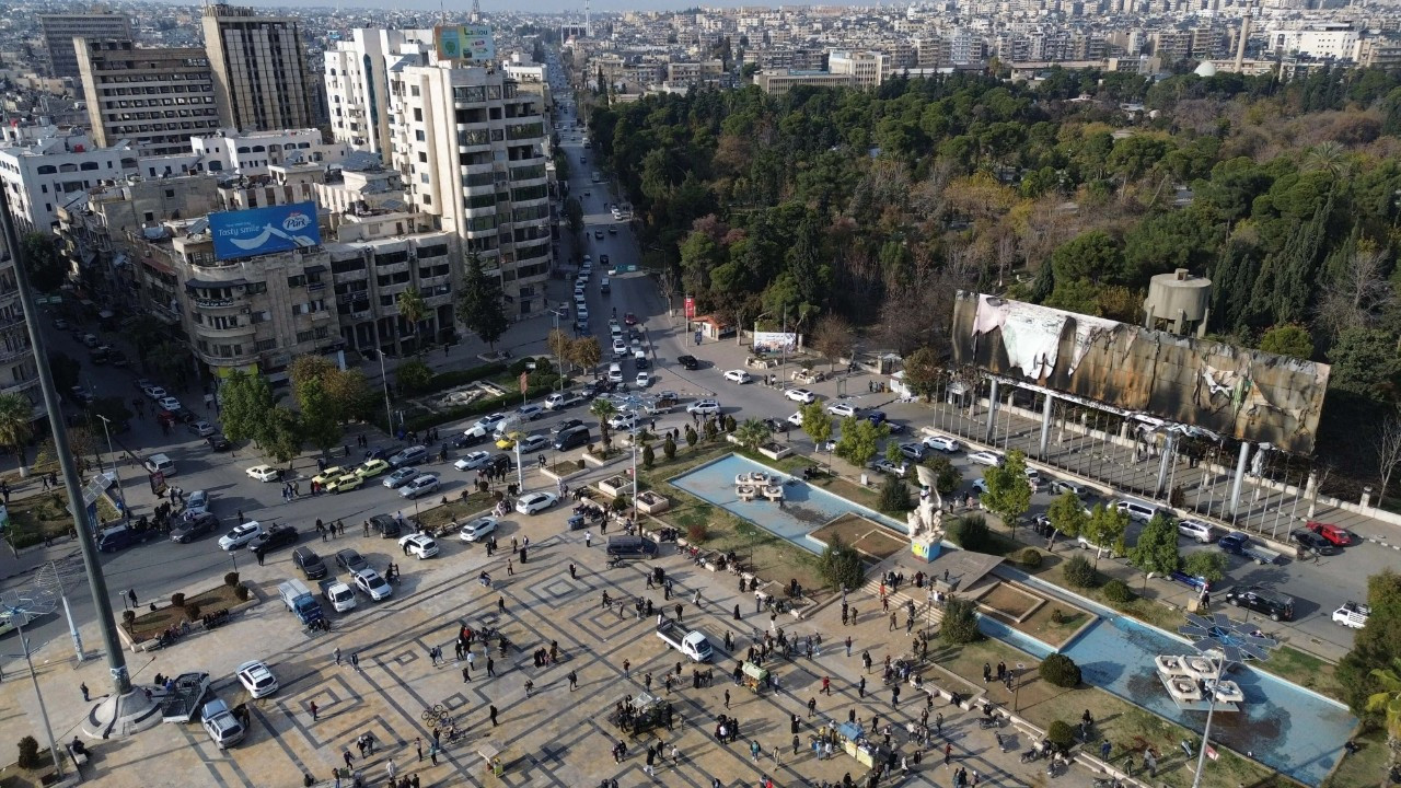 Suriyeli Muhalifler Şam'da Sokağa Çıkma Yasağı İlan Etti