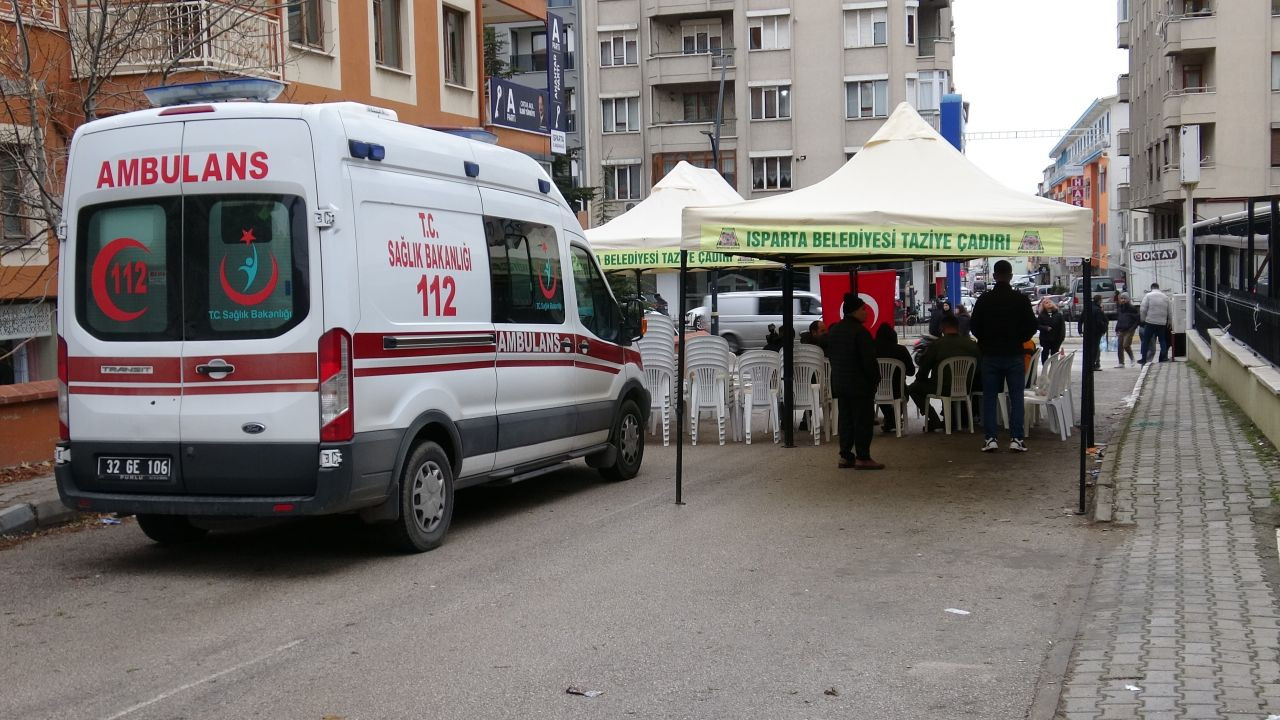 Düşen Helikopterde Şehit Olan Astsubay İpek İçin Taziye Çadırı - Sayfa 4