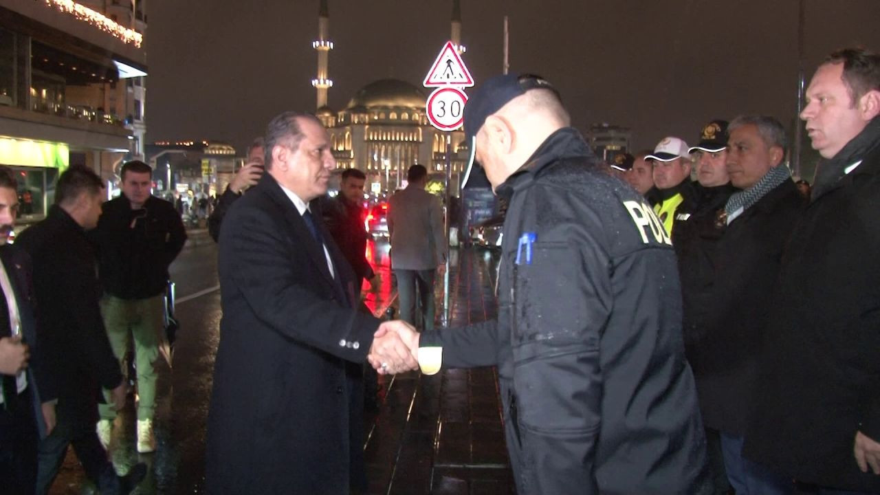 İstanbul Emniyet Müdürü Selami Yıldız, Taksim’de Denetimlere Katıldı - Sayfa 5
