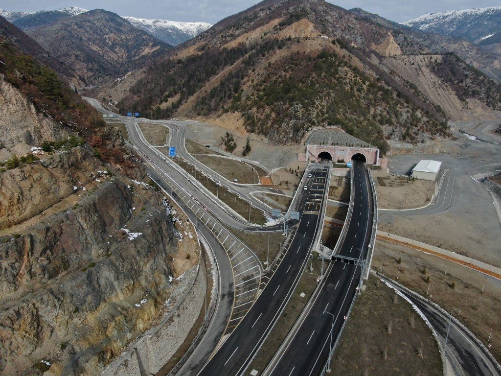 Trabzon'da Yer Alan Avrupa'nın En Uzun Tünelini 2 Milyon Araç Kullandı - Sayfa 3