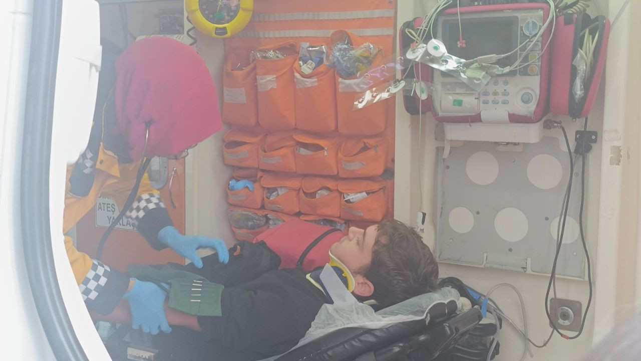 Antalya'da Motosikletliye Takla Attıran Kaza Kamerada - Sayfa 2