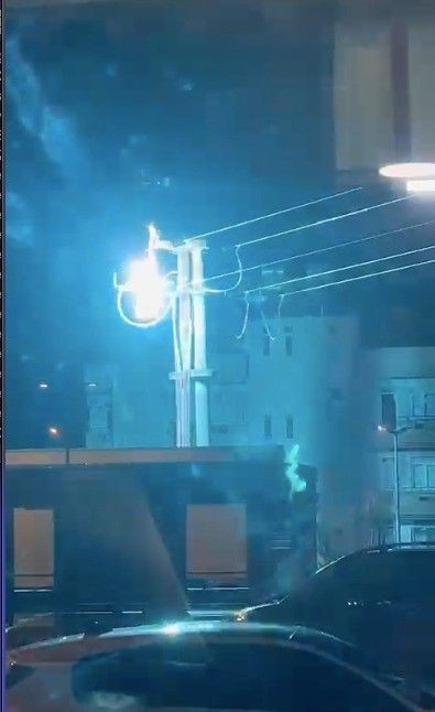 Park İçindeki Elektrik Tellerinde Yangın Çıktı: Mahalleyi Korku Sardı! - Sayfa 8