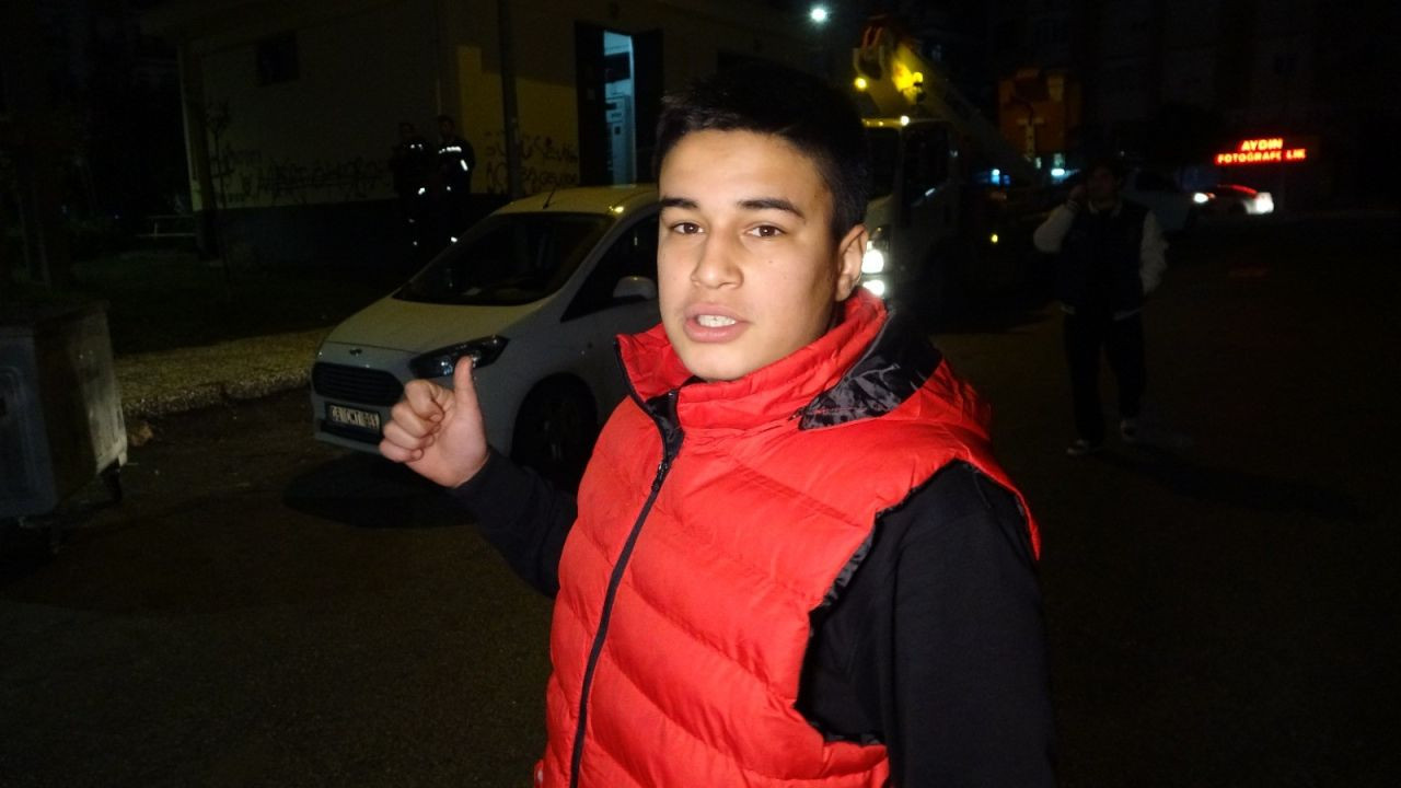 Park İçindeki Elektrik Tellerinde Yangın Çıktı: Mahalleyi Korku Sardı! - Sayfa 3