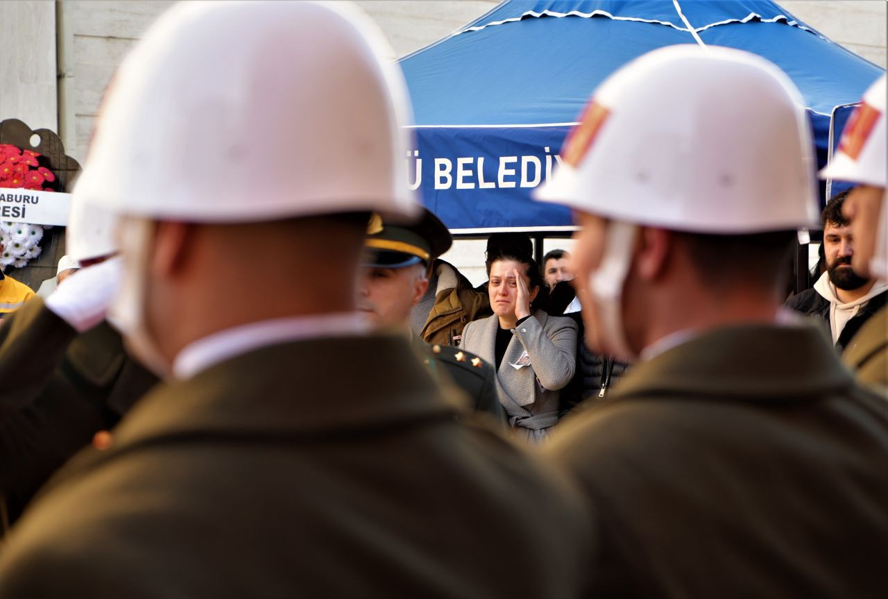 Isparta Şehidi Teğmen Tunahan Dağlı, Memleketi Samsun'da Son Yolculuğuna Uğurlandı... - Sayfa 1